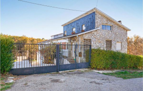 Amazing home in Quintana del Castillo with WiFi and 8 Bedrooms